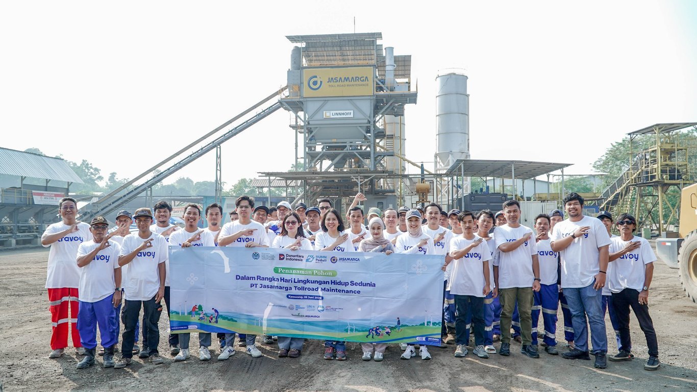 Wujudkan Lingkungan yang Lebih Hijau dan Berkelanjutan, PT Jasamarga Tollroad Maintenance Tanam 3.800 Pohon di Jakarta dan Karawang