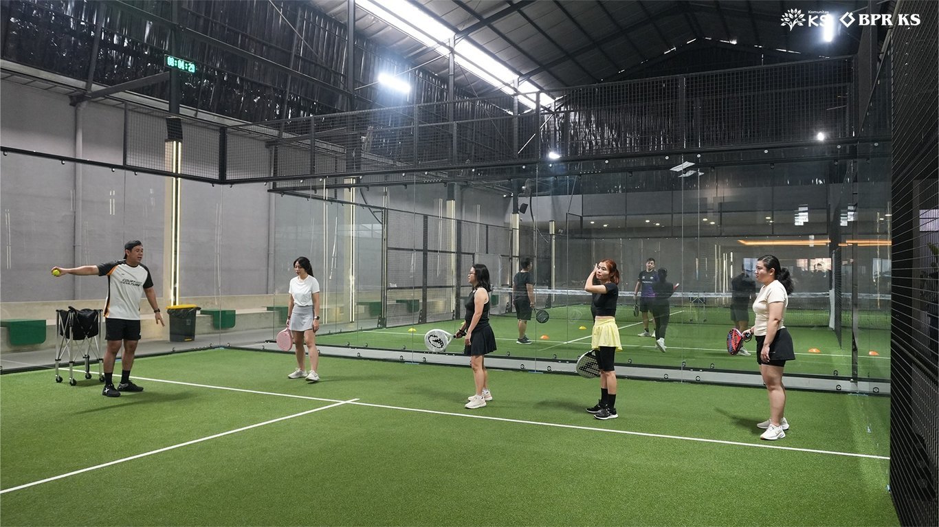 KS Padel Movement: Komunitas KS Ajak Nasabah BPR KS Aktif Bergerak di Lapangan Padel