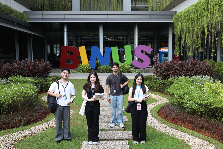 Saat Orang Tua dan Anak Menentukan Pilihan Universitas, BINUS University Menghadirkan Program Beasiswa untuk Tahun Akademik 2027/2028