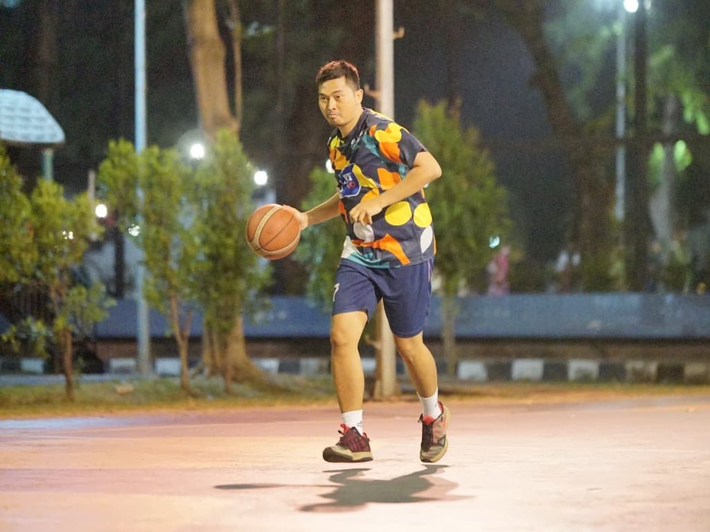 Perkuat Kebersamaan dan Kebugaran, Pekerja BRI Region 6 Gelar Olahraga Basket Bersama
